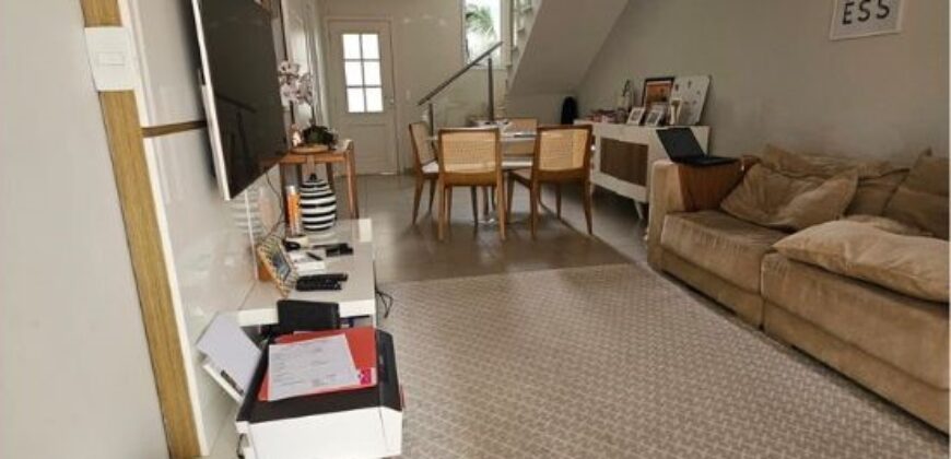 Casa Moderna com Piscina Privativa no Villa Campolim