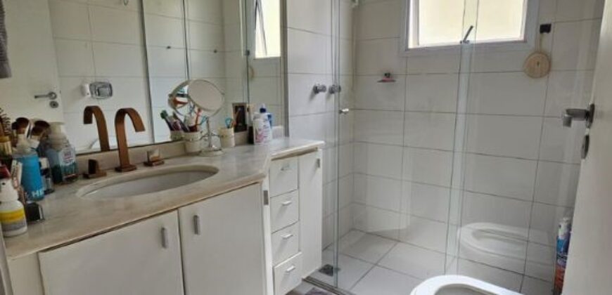 Casa Moderna com Piscina Privativa no Villa Campolim