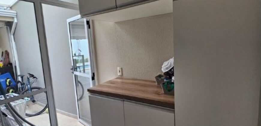 Casa Moderna com Piscina Privativa no Villa Campolim