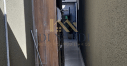 Elegante Sobrado em Condomínio Fechado com Infraestrutura Completa