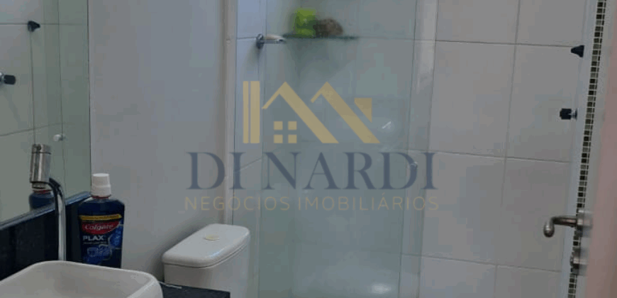 Elegante Sobrado em Condomínio Fechado com Infraestrutura Completa