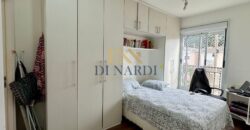 Refúgio Exclusivo: Sobrado de Luxo com Vista para o Lago