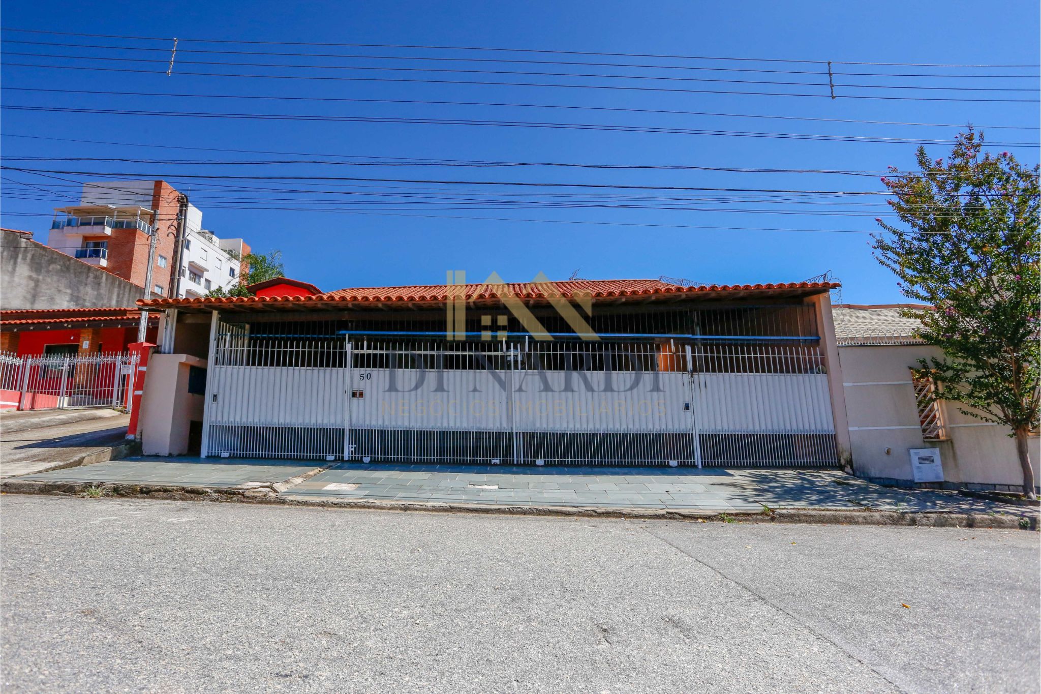 Casa Elegante com Suíte Master e Hidromassagem no Jardim Europa – Sorocaba/SP