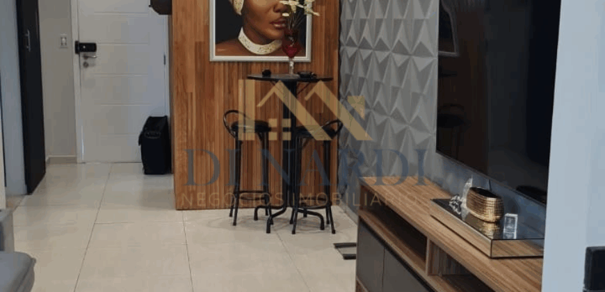 Elegante Sobrado em Condomínio Fechado com Infraestrutura Completa