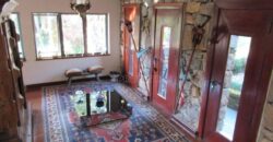 Casa Espetacular com 742m², 5 Suítes, 3 andares e Lazer Completo na Granja Viana