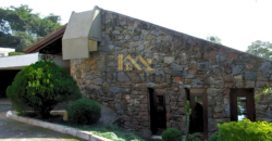 Casa Espetacular com 742m², 5 Suítes, 3 andares e Lazer Completo na Granja Viana