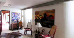 Casa Espetacular com 742m², 5 Suítes, 3 andares e Lazer Completo na Granja Viana