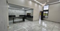 Casa Térrea com 144m², 3 Dormitórios e Churrasqueira no Jardim Novo Horizonte
