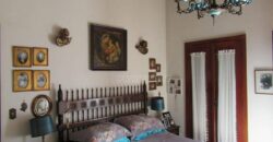Casa Espetacular com 742m², 5 Suítes, 3 andares e Lazer Completo na Granja Viana