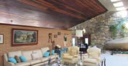 Casa Espetacular com 742m², 5 Suítes, 3 andares e Lazer Completo na Granja Viana