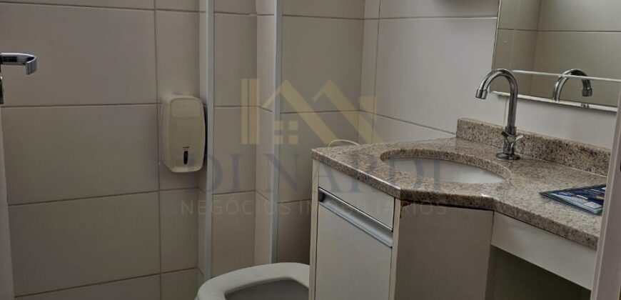 Sala Comercial de 40 m² no Campolim com Copa e Banheiro Privativo