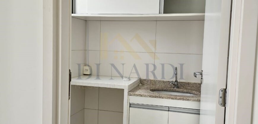Sala Comercial de 40 m² no Campolim com Copa e Banheiro Privativo