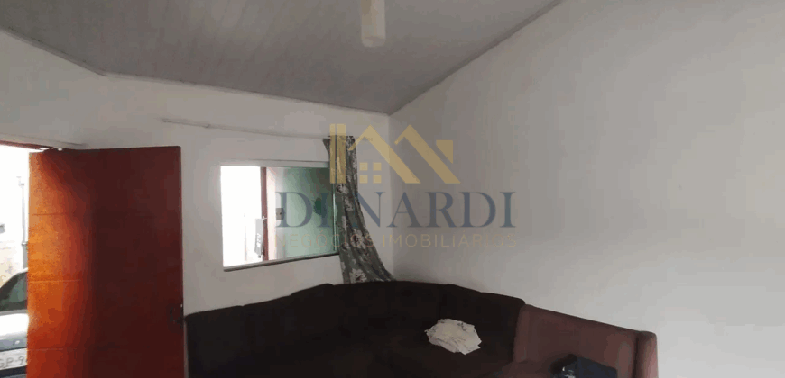 Casa Térrea com Potencial de Ampliação no Lopes de Oliveira