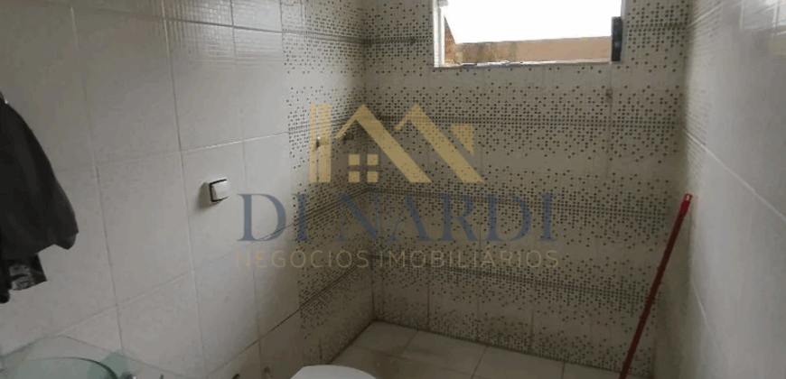Casa Térrea com Potencial de Ampliação no Lopes de Oliveira