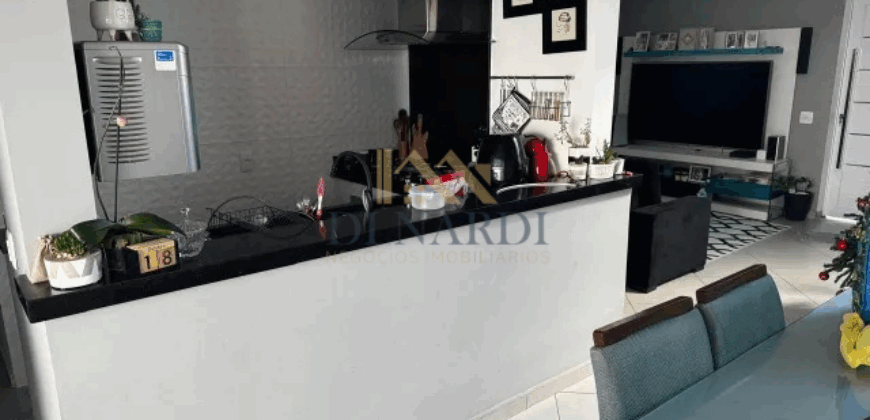 Casa de Luxo no Exclusivo Condomínio Villagio Milano com Jacuzzi e Aquecimento de Água