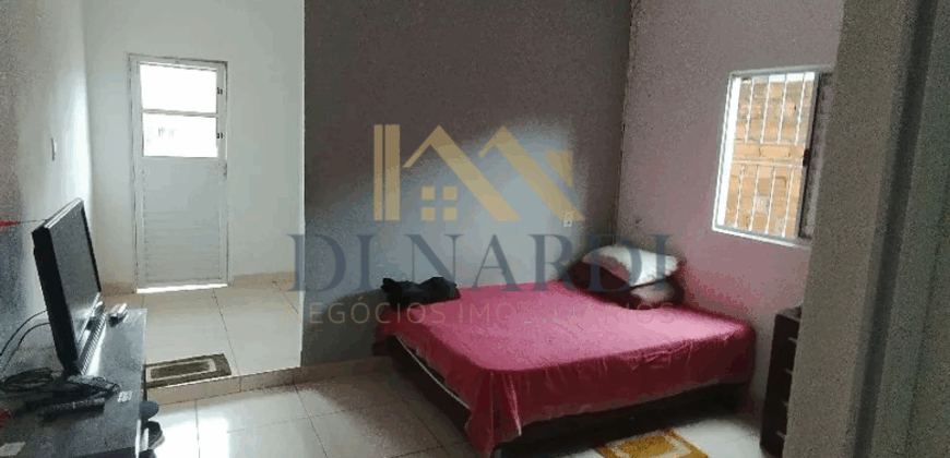 Casa Térrea com Potencial de Ampliação no Lopes de Oliveira