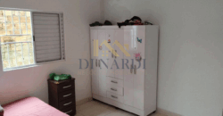 Casa Térrea com Potencial de Ampliação no Lopes de Oliveira