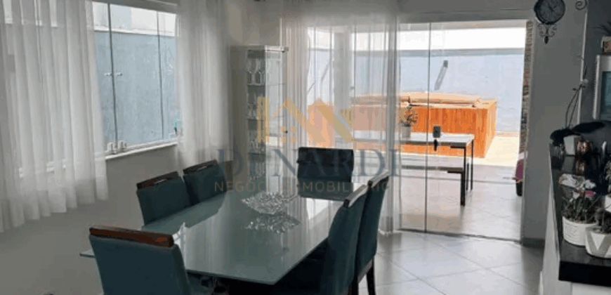 Casa de Luxo no Exclusivo Condomínio Villagio Milano com Jacuzzi e Aquecimento de Água
