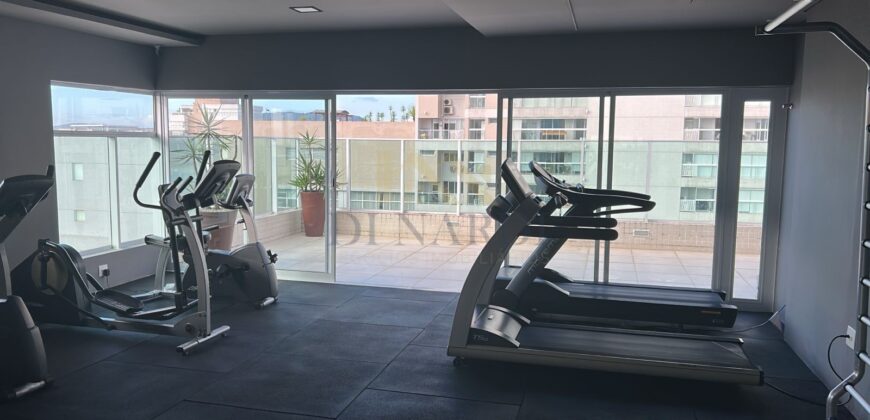 Apartamento Mobiliado de 130 m² com 2 Quartos e Suíte à Venda no Gonzaga, Santos