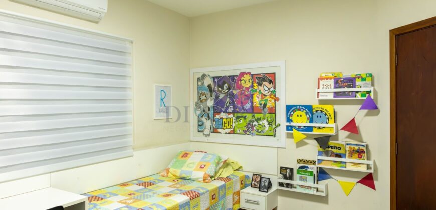 Casa com 3 Dormitórios, 178m², Suíte e 4 Vagas no Parque Três Meninos