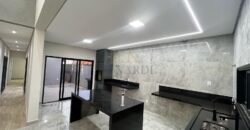 Casa Térrea com 144m², 3 Dormitórios e Churrasqueira no Jardim Novo Horizonte