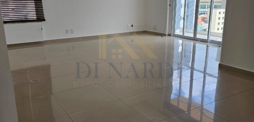 Sala Comercial de 40 m² no Campolim com Copa e Banheiro Privativo