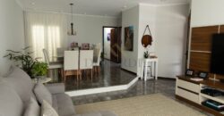 Casa com 3 Dormitórios, 178m², Suíte e 4 Vagas no Parque Três Meninos