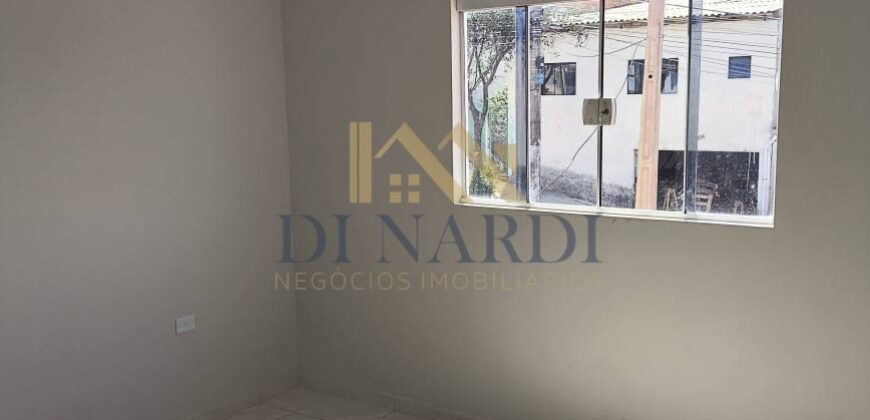 Sobrado Semi-novo com 2 Dormitórios e Garagem Coberta no Parque São Bento