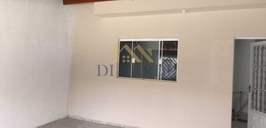 Sobrado Semi-novo com 2 Dormitórios e Garagem Coberta no Parque São Bento