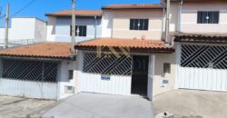 Sobrado Semi-novo com 2 Dormitórios e Garagem Coberta no Parque São Bento
