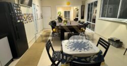 Casa Térrea com 2 Suítes e Área Gourmet no Condomínio Acqua Show com 180 m²