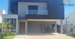 Sobrado de Alto Padrão no Alphaville com 3 Suítes e Piscina Privativa