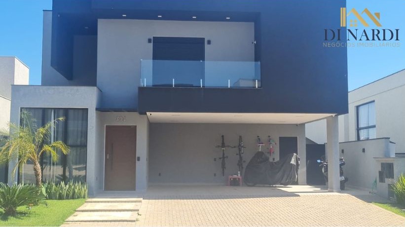 Sobrado de Alto Padrão no Alphaville com 3 Suítes e Piscina Privativa