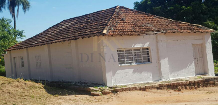 Sítio Espetacular à Venda com Múltiplas Construções em Itu