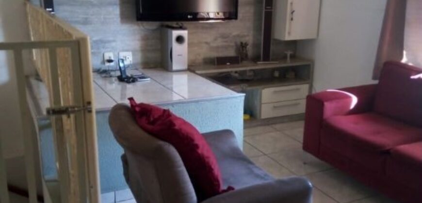 Apartamento Funcional com 64m² e 2 Dormitórios no Jardim Piratininga