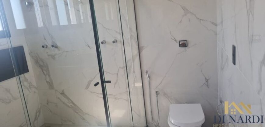 Sobrado de Alto Padrão no Alphaville com 3 Suítes e Piscina Privativa
