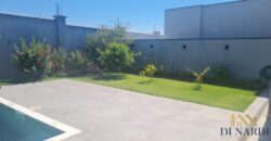 Sobrado de Alto Padrão no Alphaville com 3 Suítes e Piscina Privativa