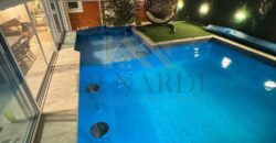 Casa Térrea com 2 Suítes e Área Gourmet no Condomínio Acqua Show com 180 m²