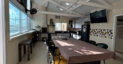 Casa Térrea com 2 Suítes e Área Gourmet no Condomínio Acqua Show com 180 m²