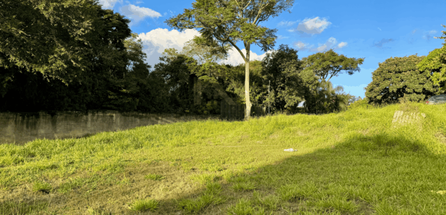 Terreno Amplo com 1.875m² em Condomínio Fechado na Raposo Tavares em Sorocaba
