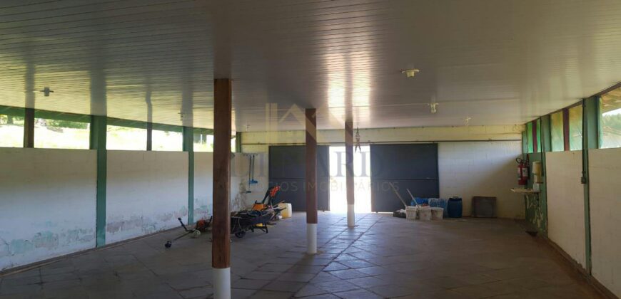 Sítio Espetacular à Venda com Múltiplas Construções em Itu