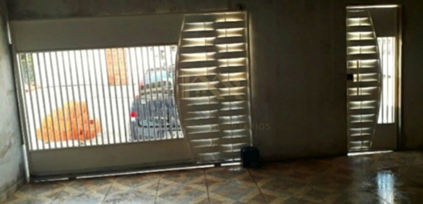 Casa Ampla com 3 Dormitórios, Suíte e Quintal no Parque Vista Bárbara em Sorocaba