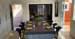 Casa Térrea com 2 Suítes e Área Gourmet no Condomínio Acqua Show com 180 m²