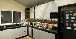 Casa Térrea com 2 Suítes e Área Gourmet no Condomínio Acqua Show com 180 m²