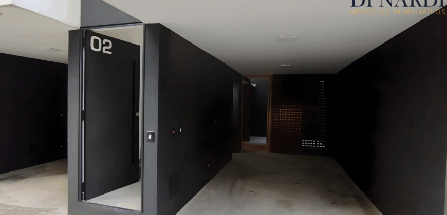 Casa com 2 Quartos e Churrasqueira Coberta – Vila Ipojuca, SP