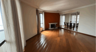 Apartamento com 4 Quartos e Varanda Gourmet em Perdizes – 205m² de Sofisticação