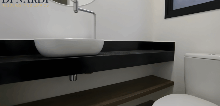 Casa com 2 Quartos e Churrasqueira Coberta – Vila Ipojuca, SP