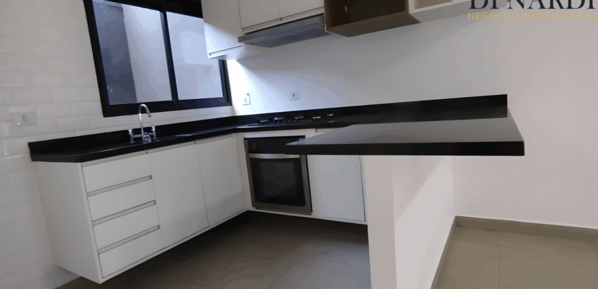 Casa com 2 Quartos e Churrasqueira Coberta – Vila Ipojuca, SP