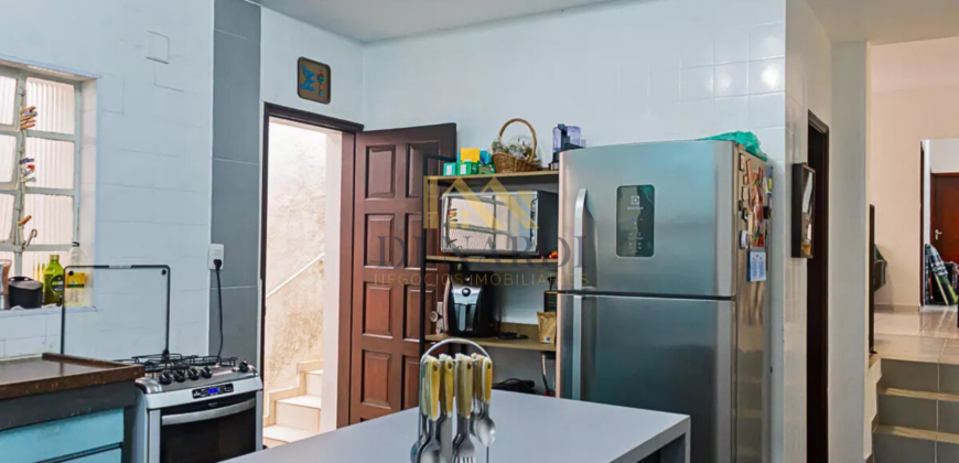 Casa à Venda com 5 Quartos e espaço Home Office – Próximo ao Bourbon Shopping – SP