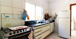 Sobrado à Venda na Vila Ipojuca: 163m² com 4 Dormitórios e Localização Premium